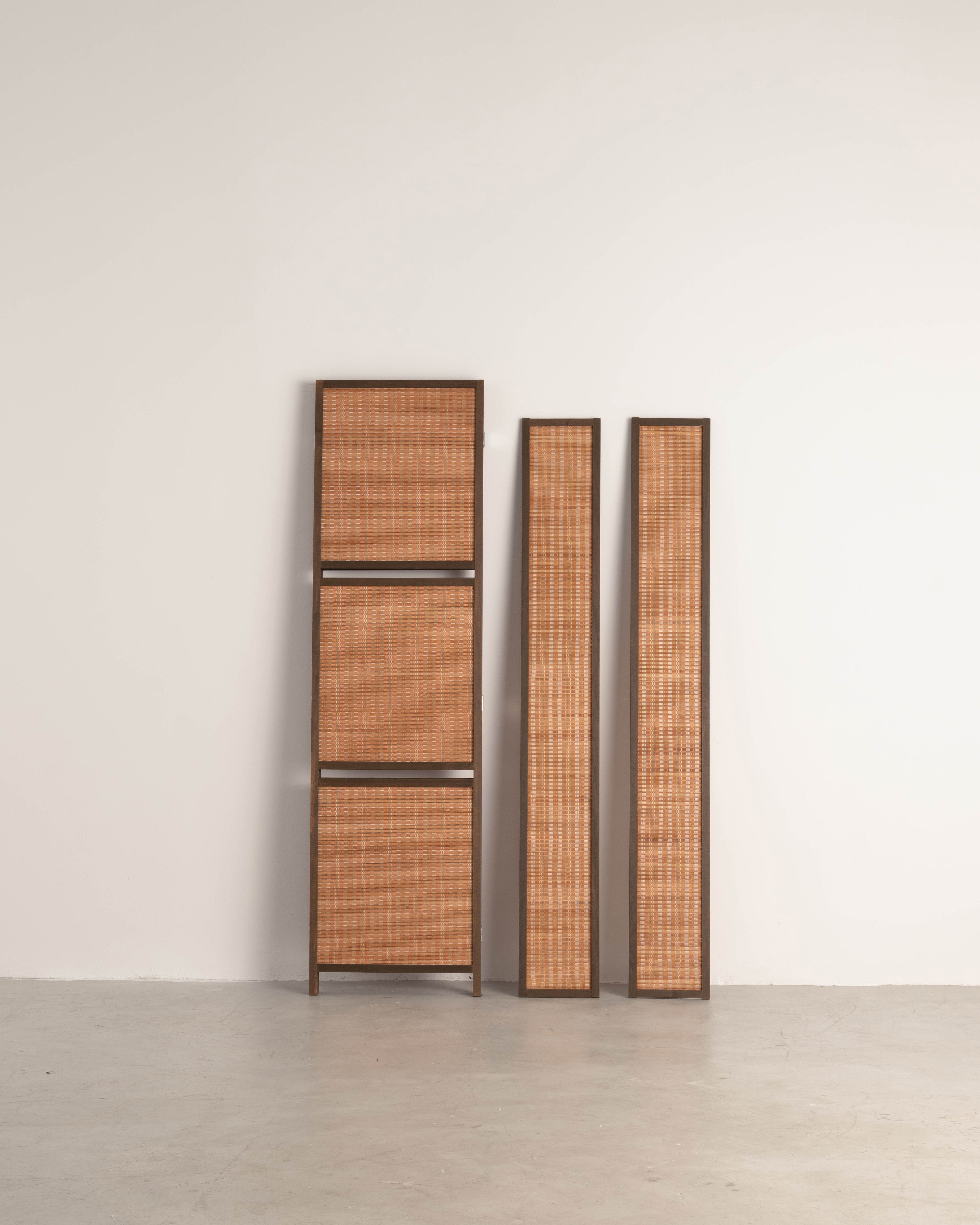 Bamboo Room Divider Folding Screen with Shelves