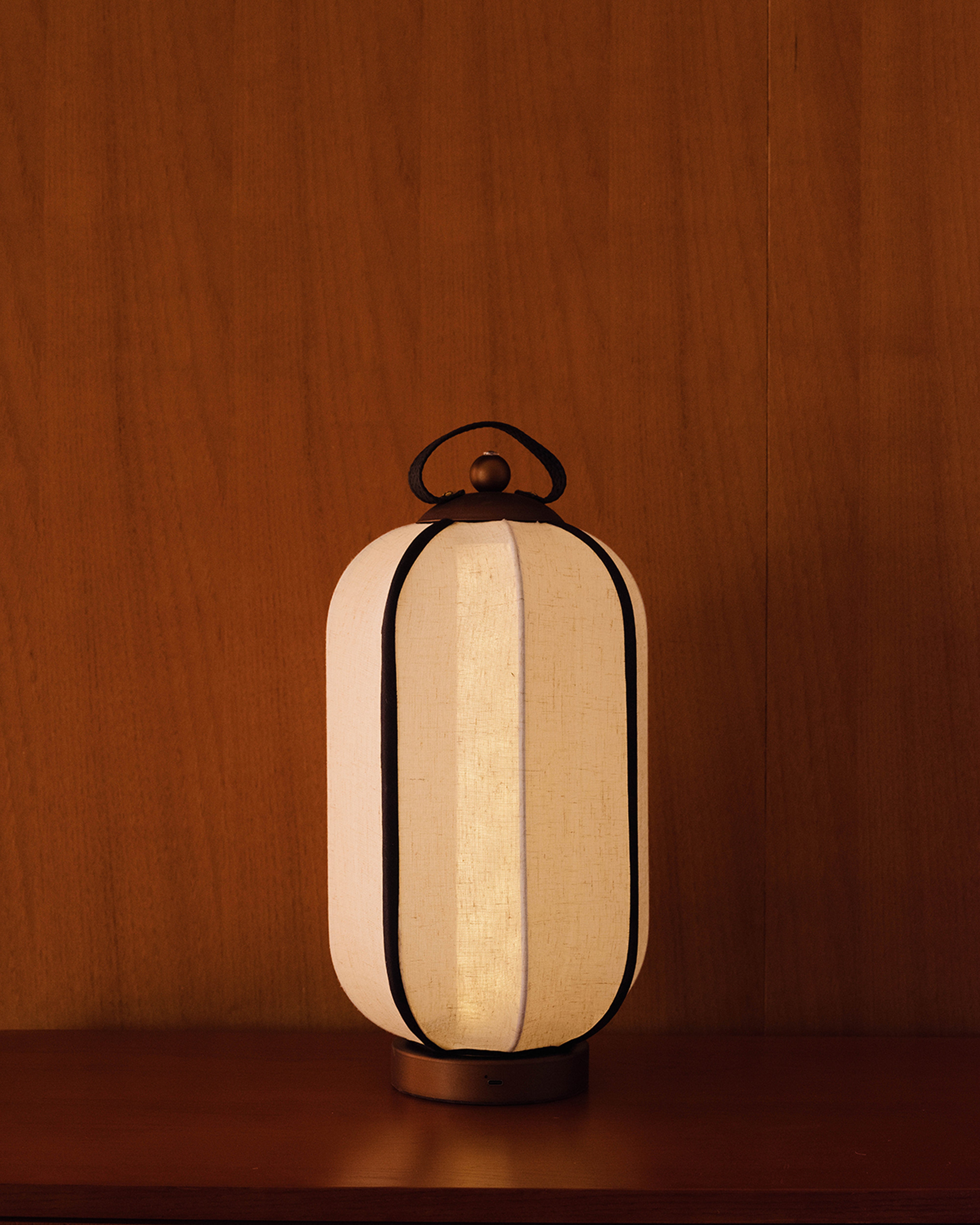 Courgette Portable Handheld Lantern Lamp