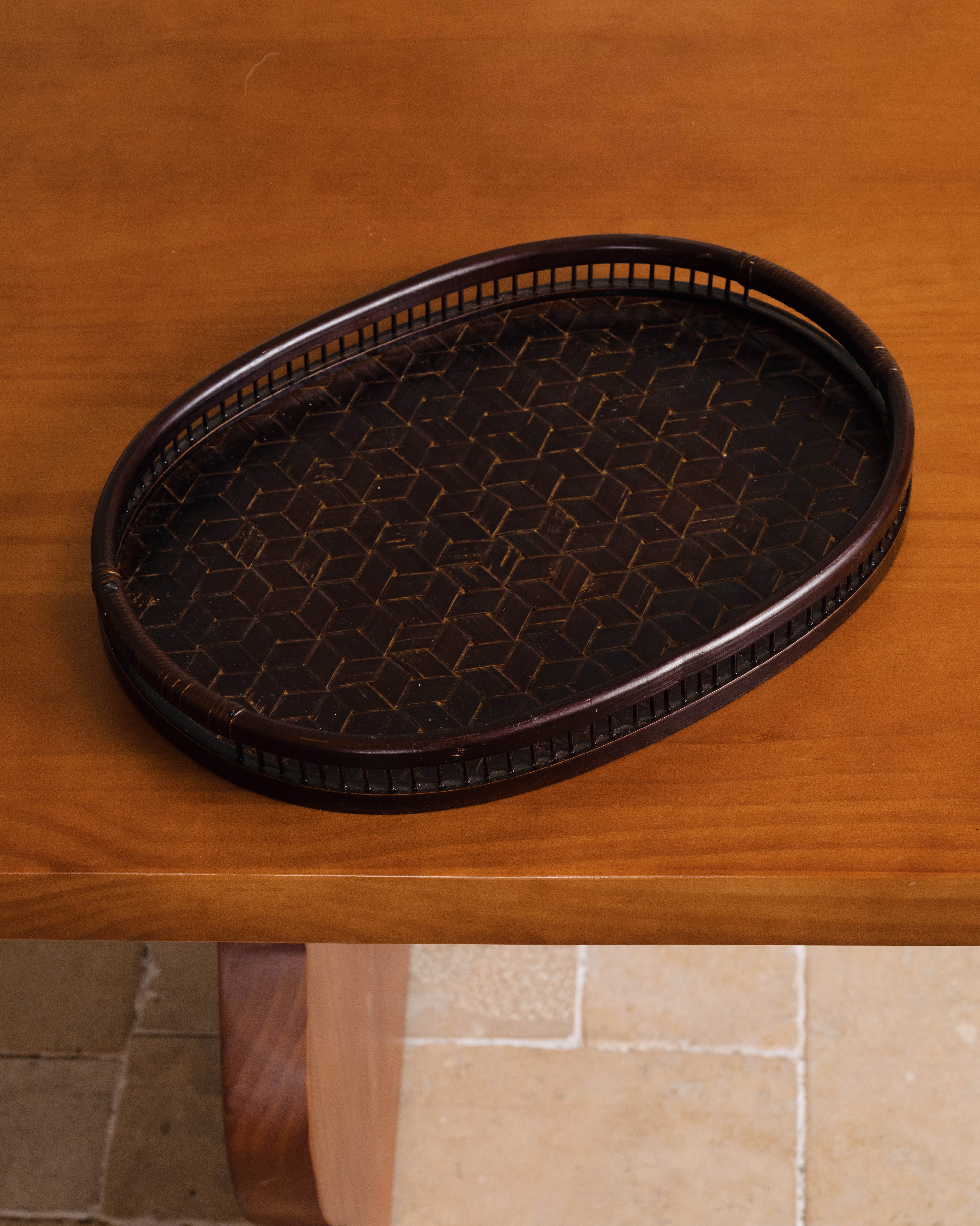 Bamboo Lacquerware Oval Tray in Turtle Weave