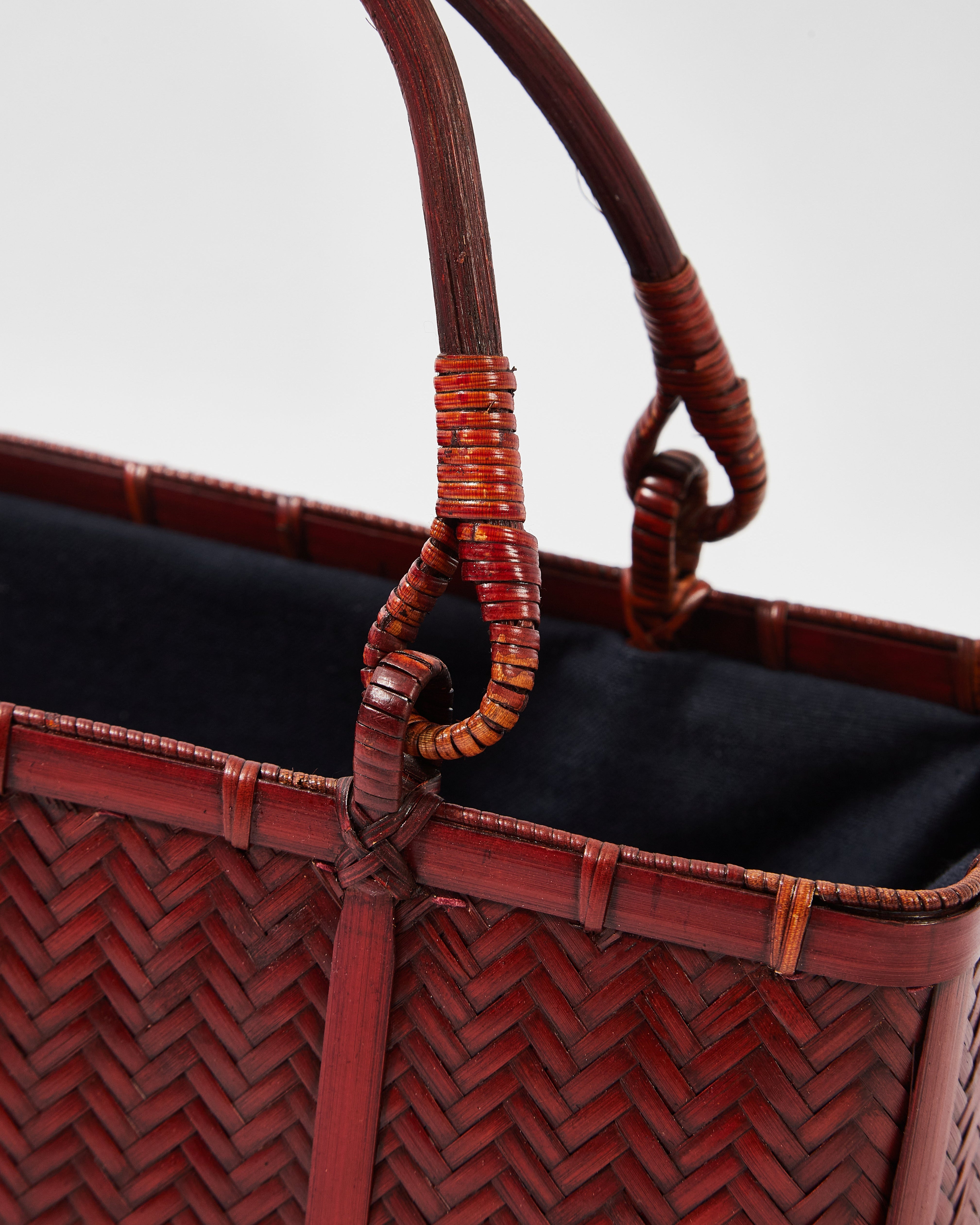 Medium Woven Bamboo Bag with Cotton-Linen Pouch