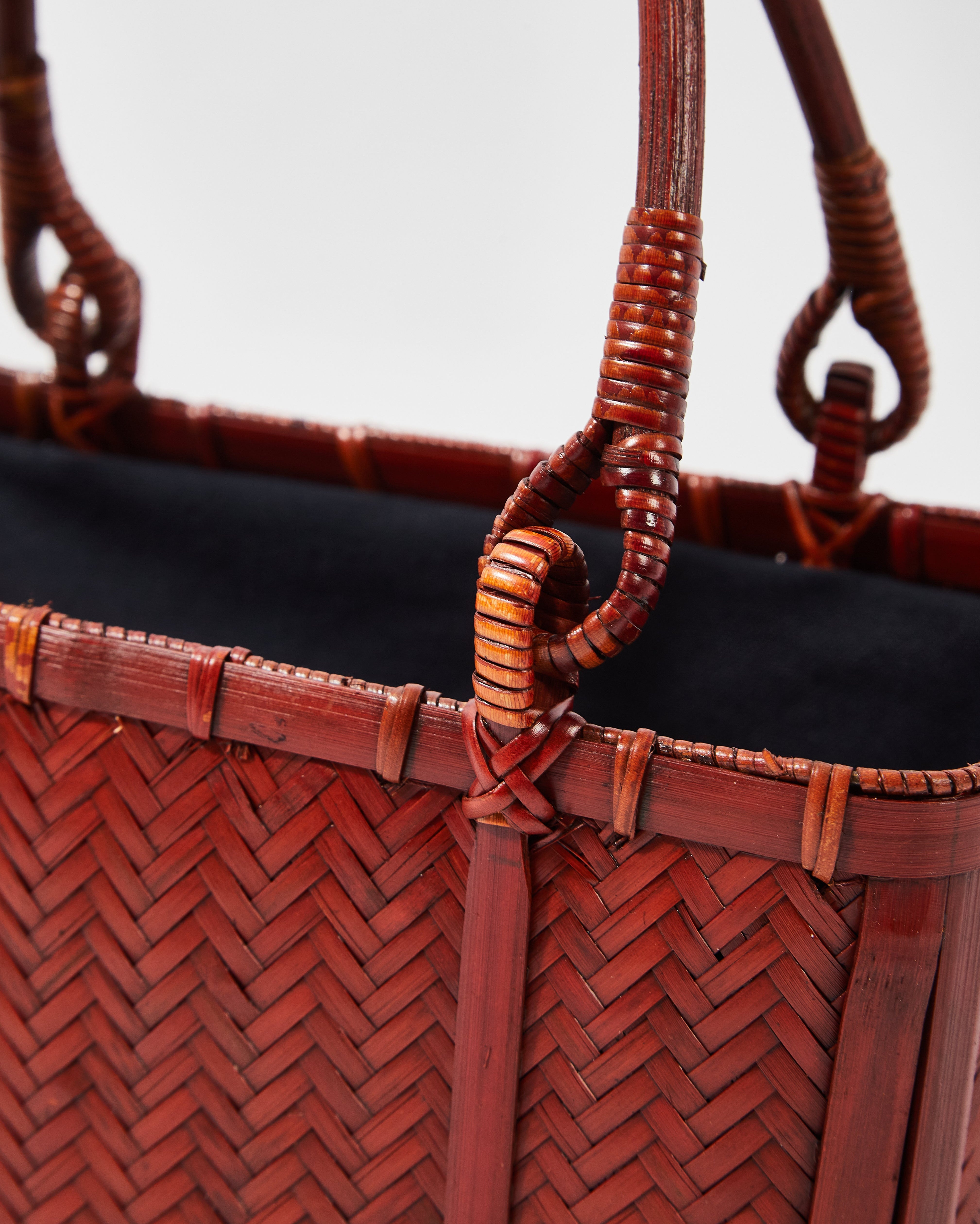 Small Woven Wicker Bamboo Bag with Cotton-Linen Pouch